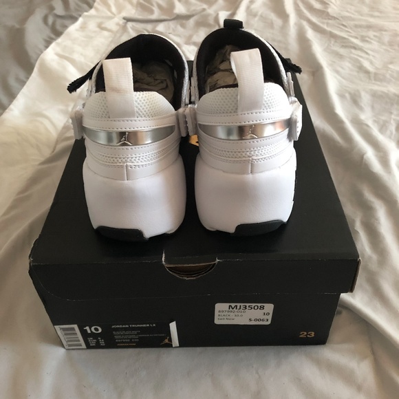 NWOT Air Jordan Trunner LX DS Huarache - Picture 5 of 7